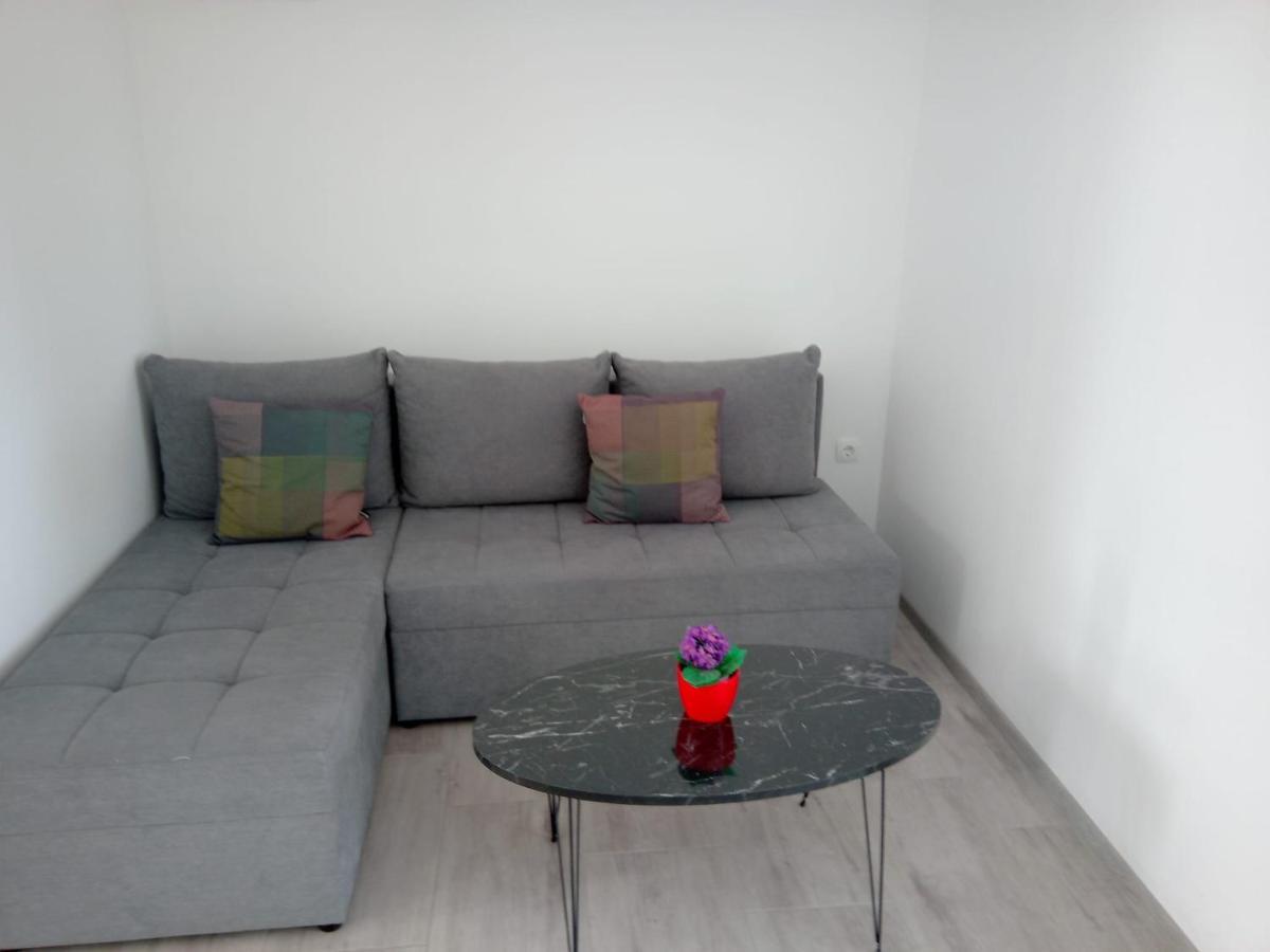 Apartmani Doris Gradac  Exterior foto